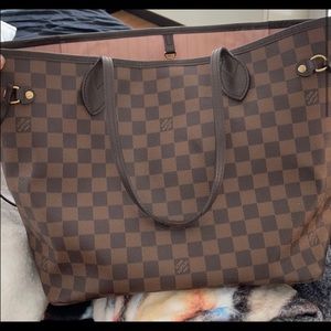 Louis Vuitton Never full